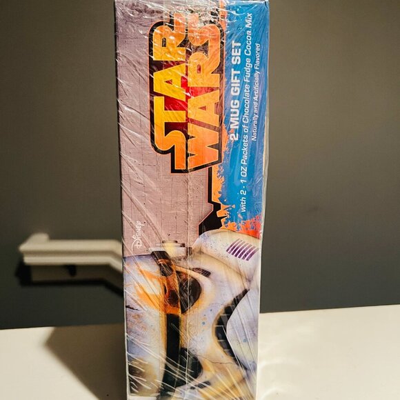 💫 Disney Star Wars Rogue One 2-Mug Gift Set w/ Cocoa Mix – NEW in Sealed Box! - Picture 2 of 6
